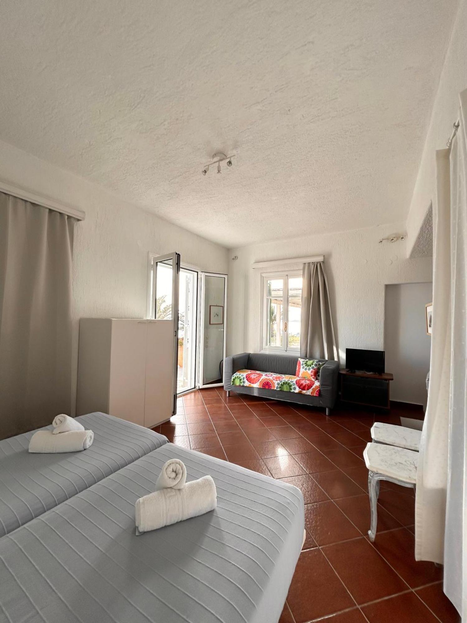 Fos Apartments Mykonos Agios Ioannis Diakoftis 部屋 写真